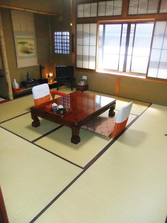 Sumiyoshi Ryokan Takayama  Room photo